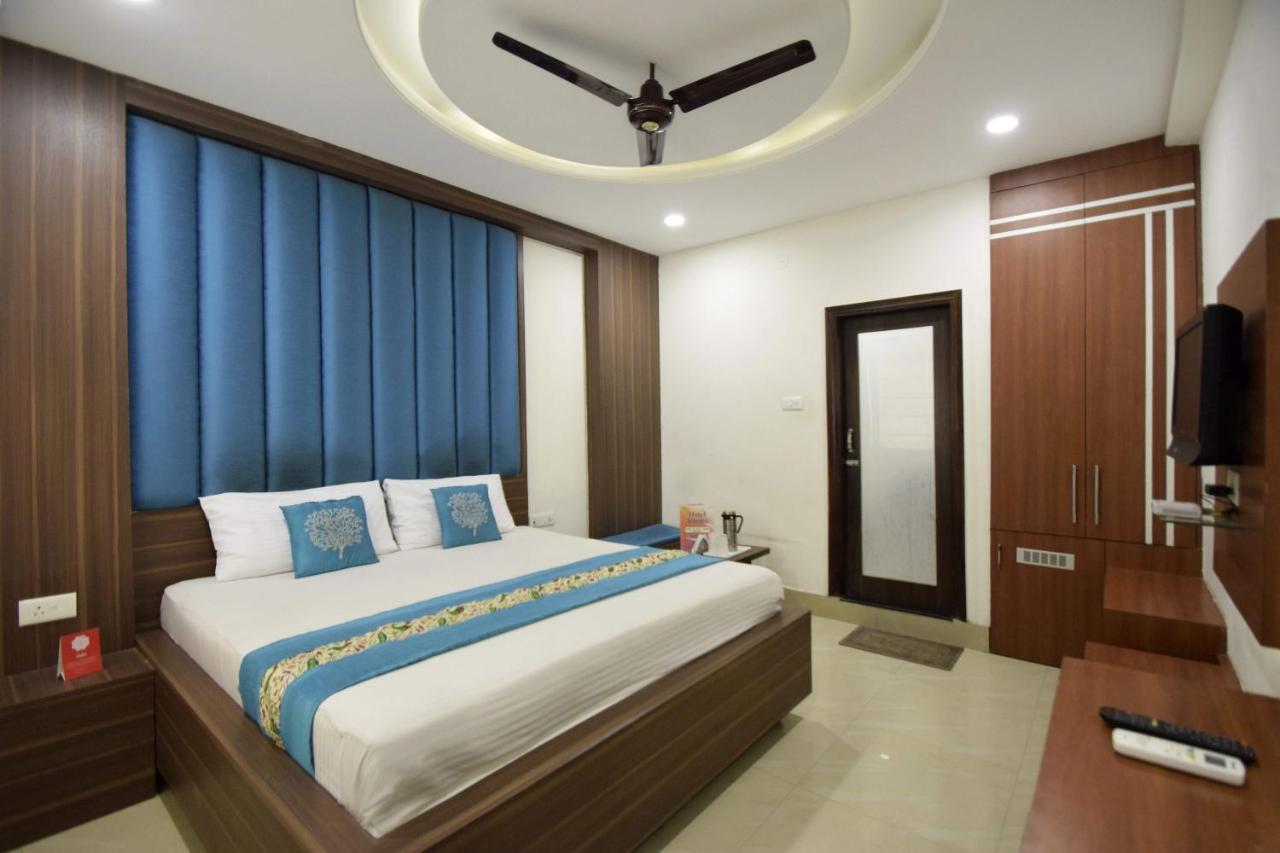 Hotel Atlantic Alwar Extérieur photo