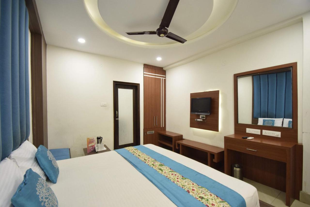 Hotel Atlantic Alwar Extérieur photo